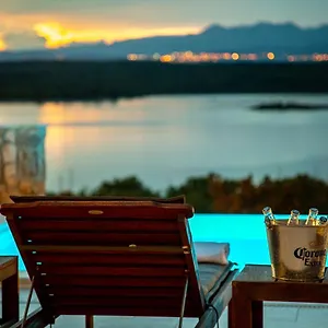Apartman Luxury Allen With Pool, Klimno